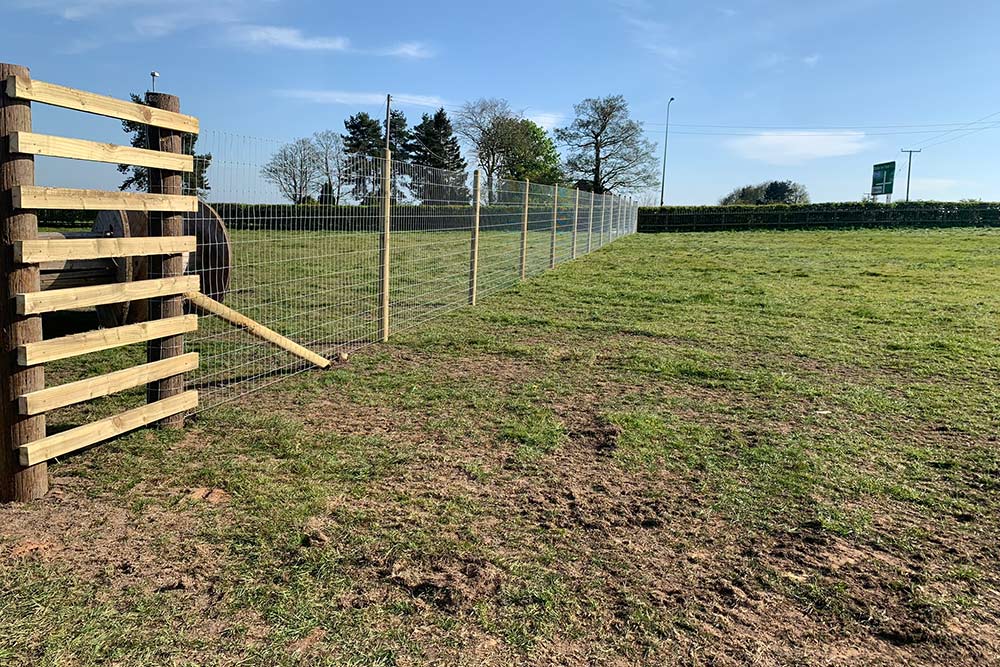 Agricultural Fencing, 2.5mm Plain Wire, Oakleys Farm
